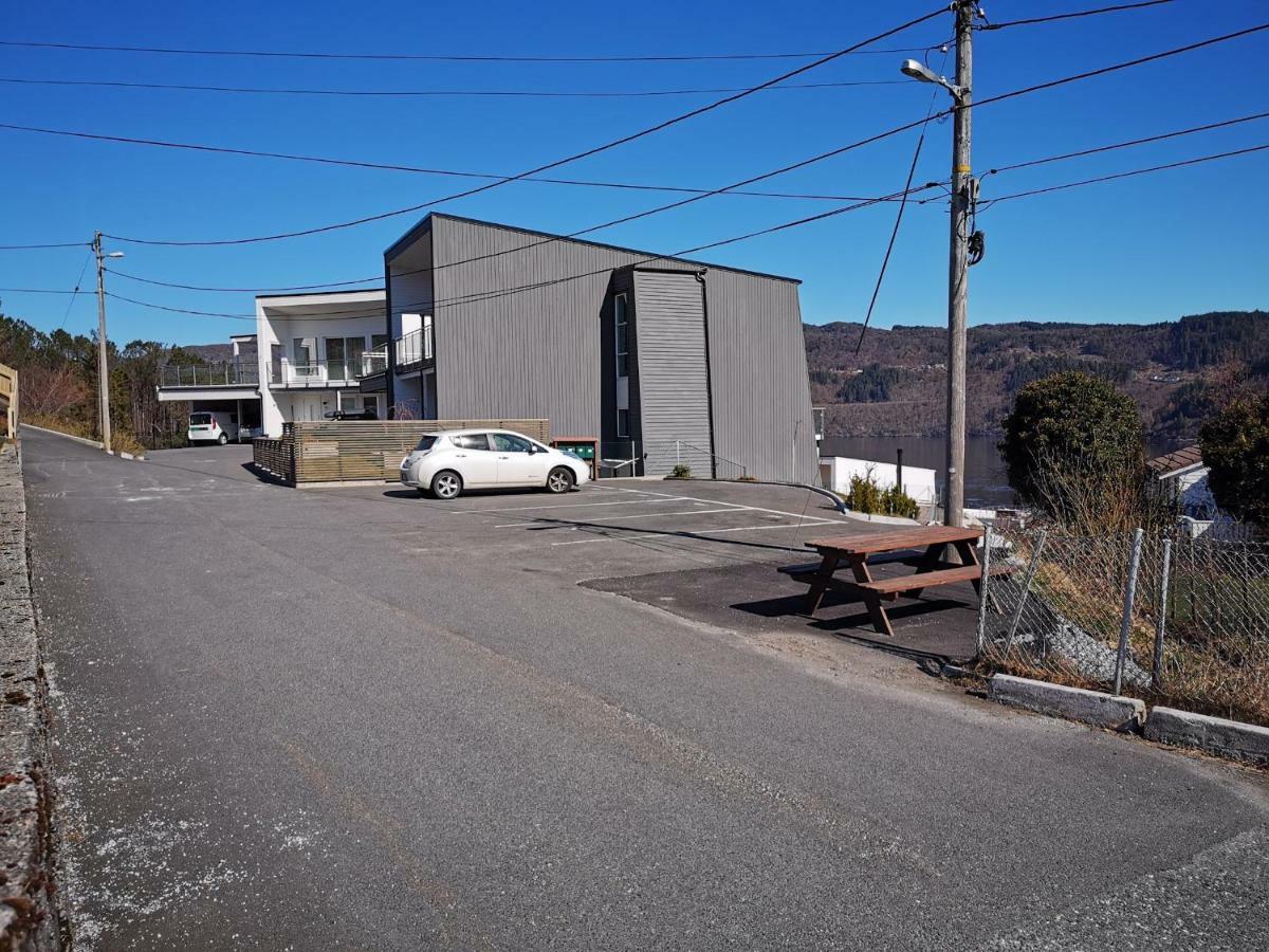 Bjornestrand Fjordside View Bergen Exterior photo